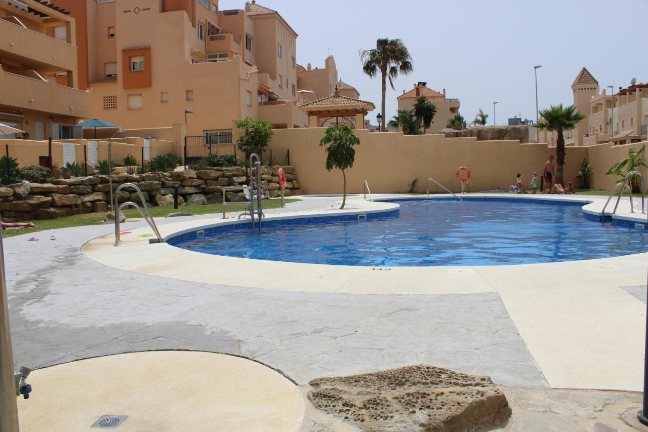 Los Lances Tarifa - Piscina Y Patio Buitenkant foto