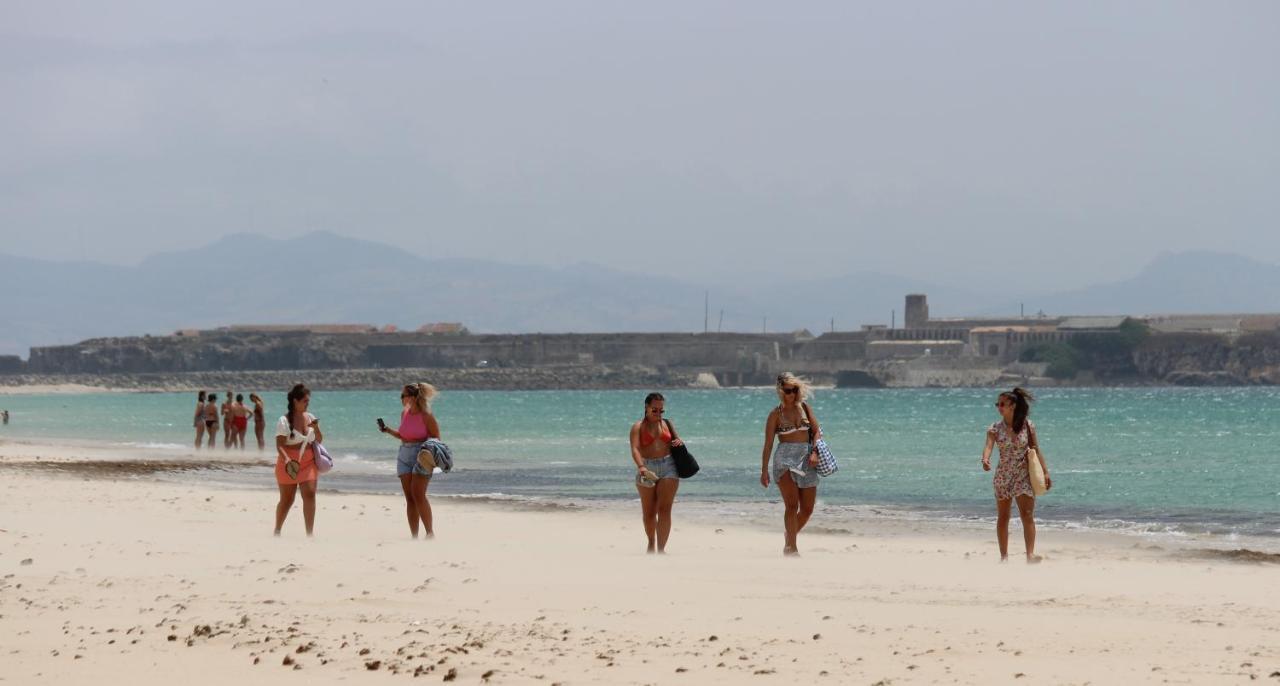 Los Lances Tarifa - Piscina Y Patio Buitenkant foto
