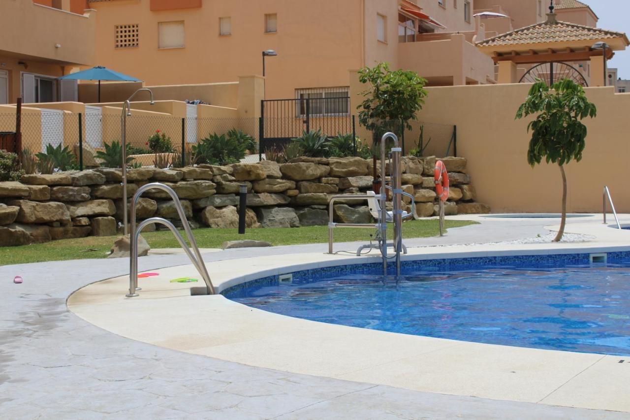 Los Lances Tarifa - Piscina Y Patio Buitenkant foto